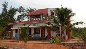 Paulo's Beach Resort, Vengurla 1